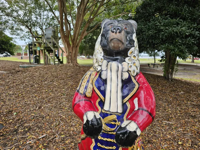 British colonial bear in New Bern, NC